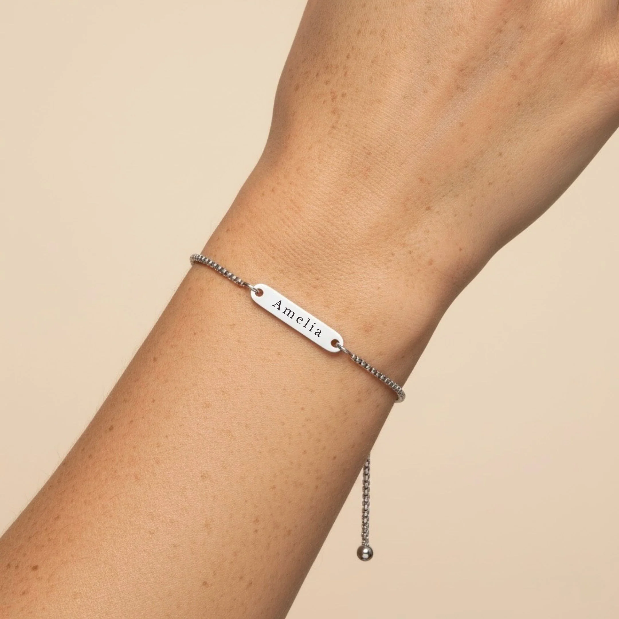 Adjustable Bar Name Bracelet in Silver