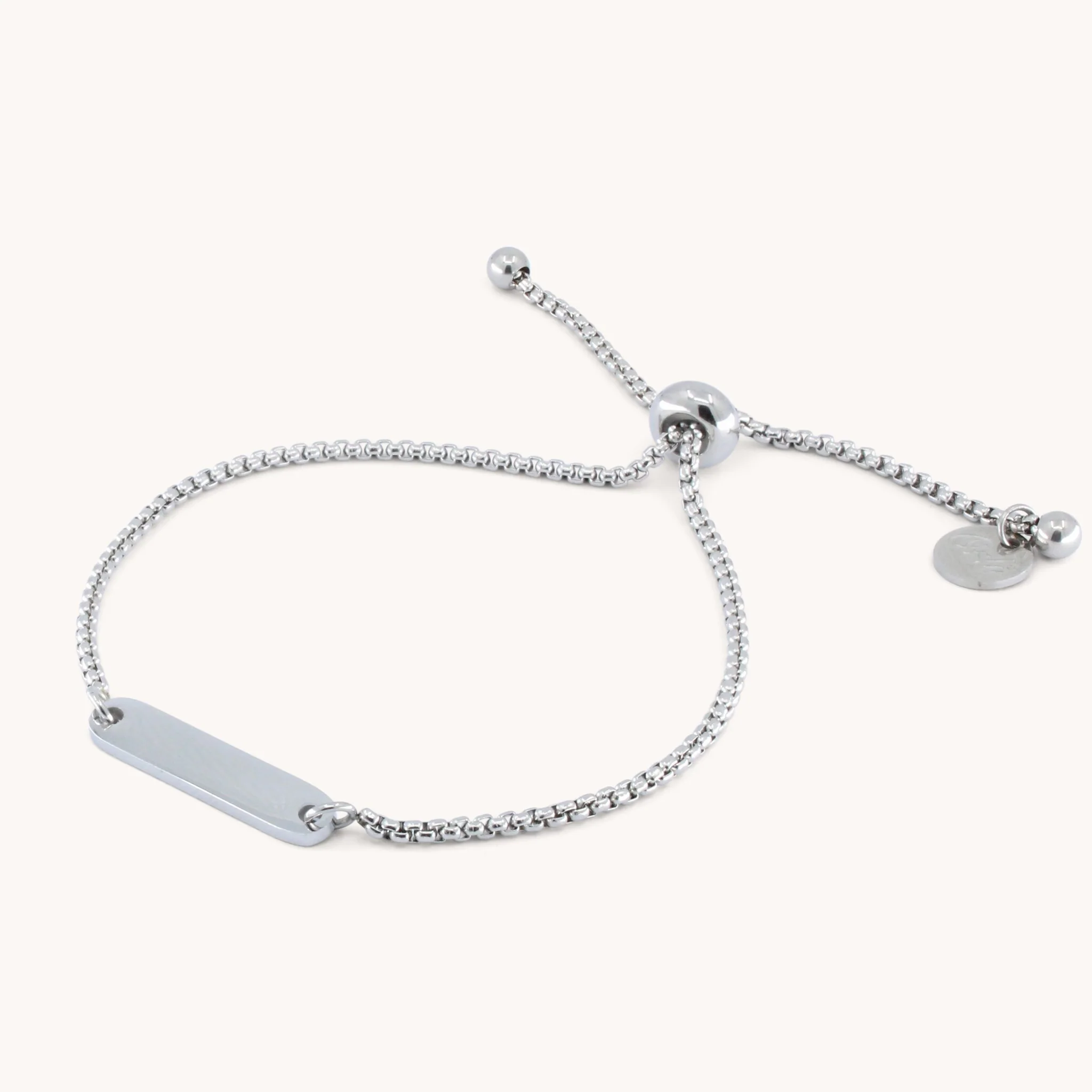 Adjustable Bar Name Bracelet in Silver - Image 4