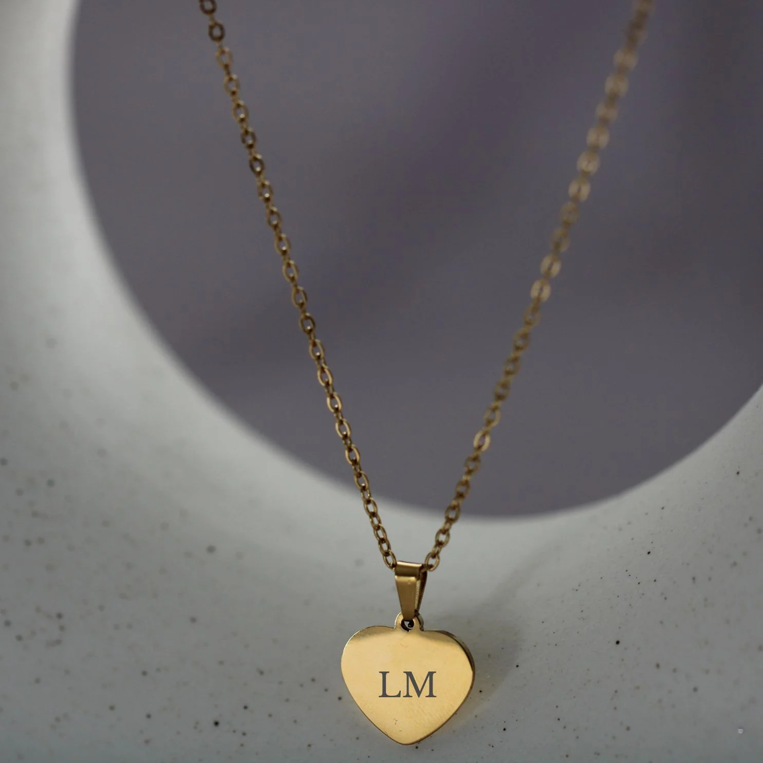 Classic Engravable Heart Necklace in Gold - Image 3