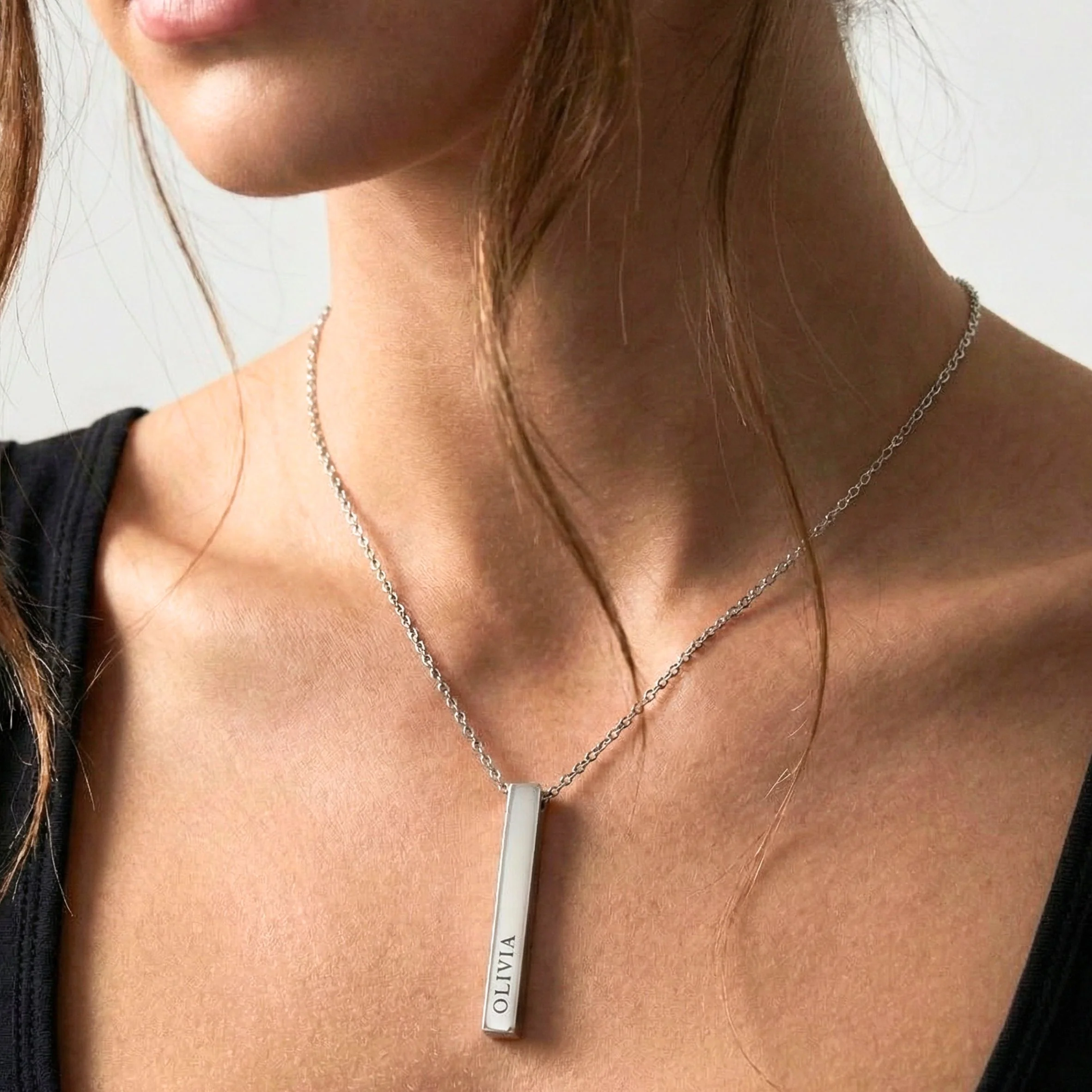 Engravable Bar Necklace in Silver - Image 5
