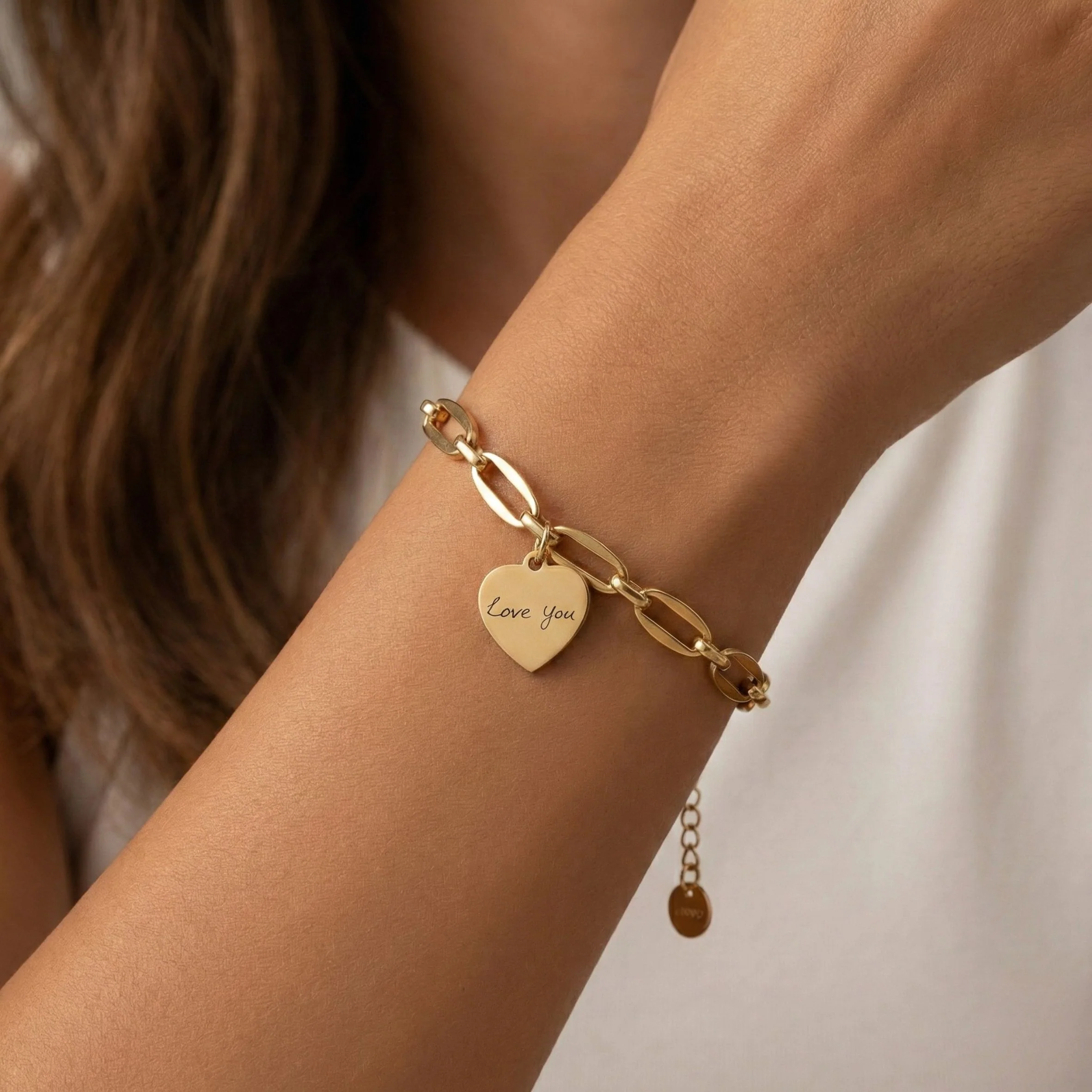 Handwritten Engravables- Classic Heart Long Link Bracelet, Gold - Image 2