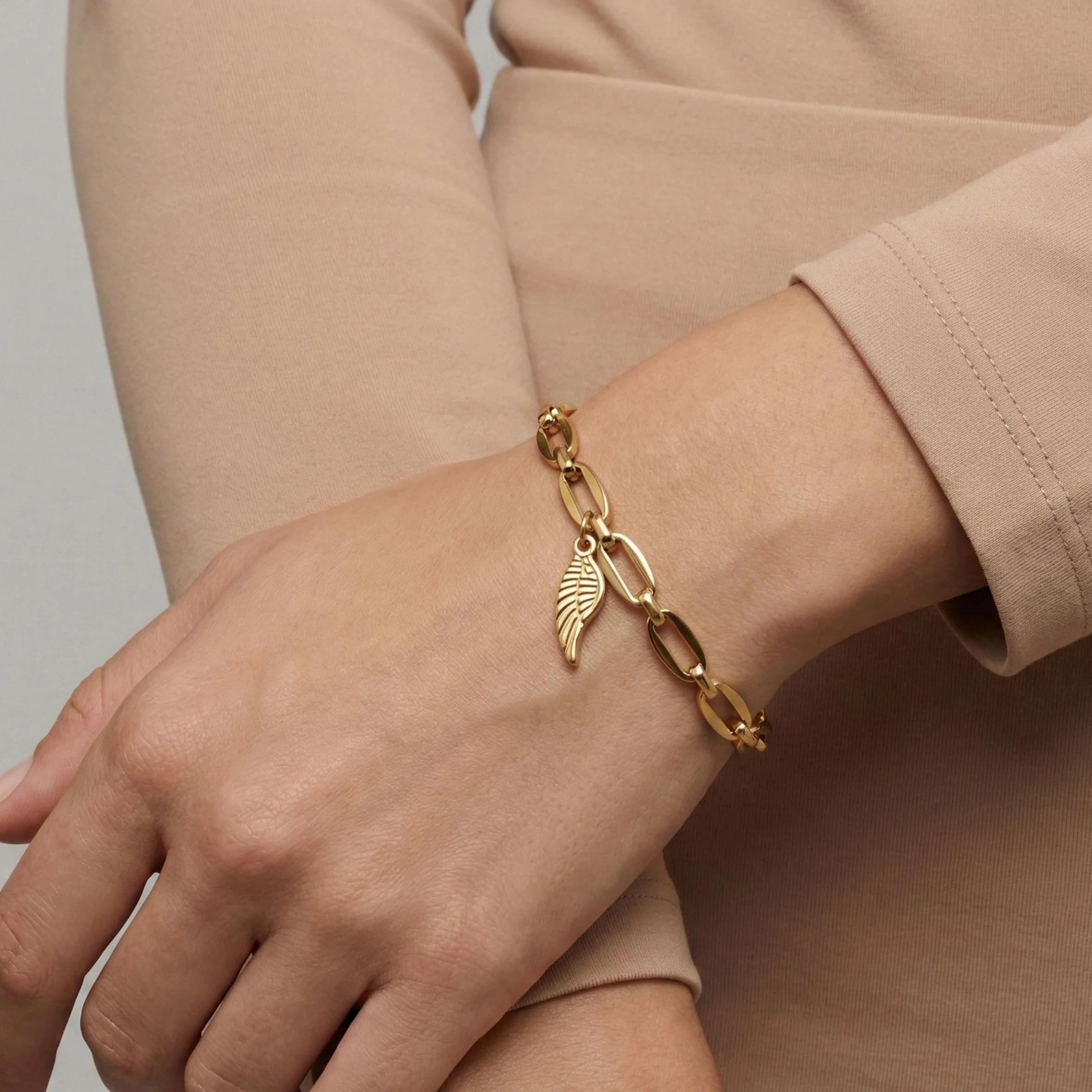 Long Link Angel Wing Bracelet in Gold - Image 4