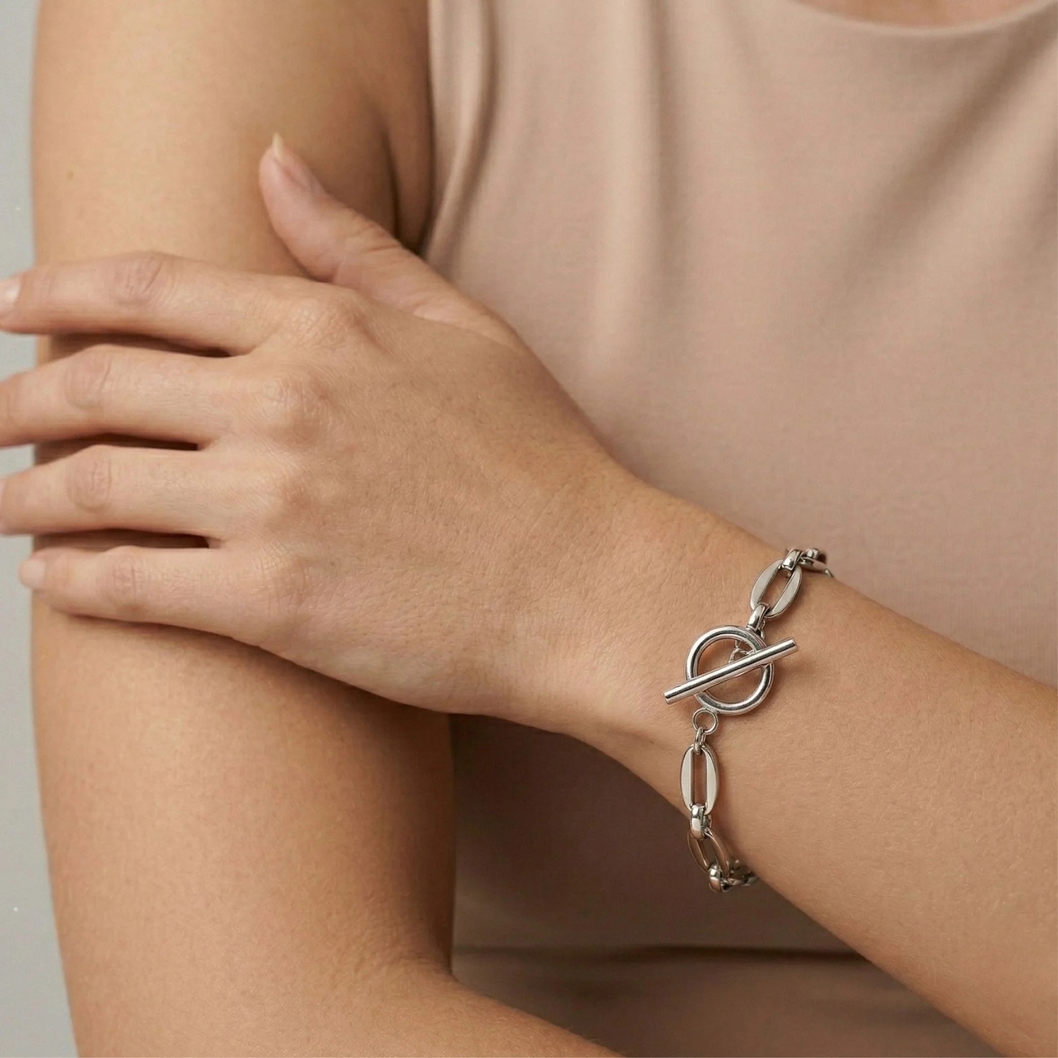 Long Link T-Bar Bracelet in Silver - Image 2