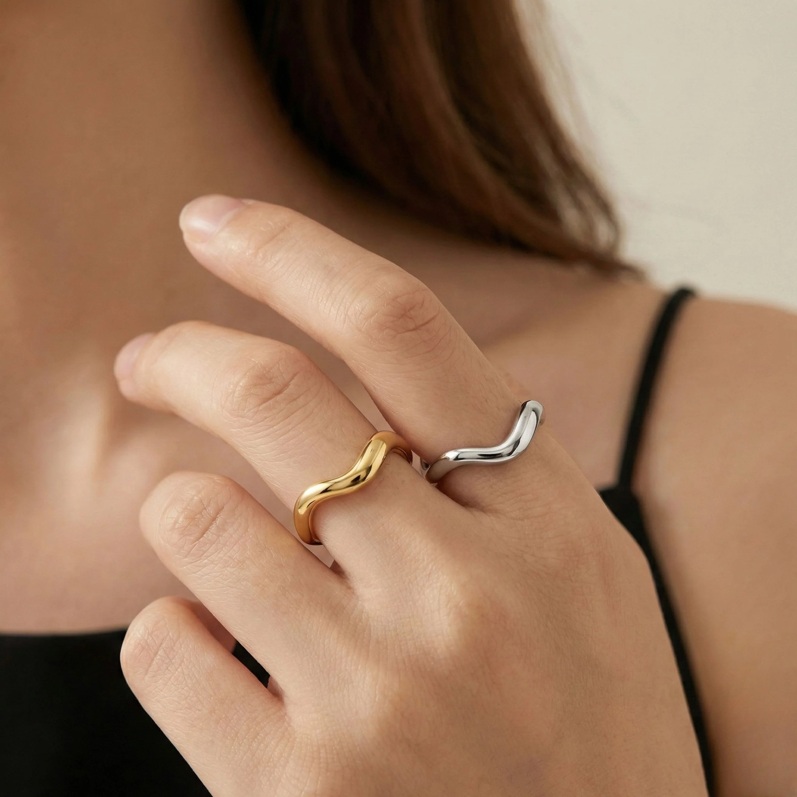 Wavy Ring, Silver - Image 3