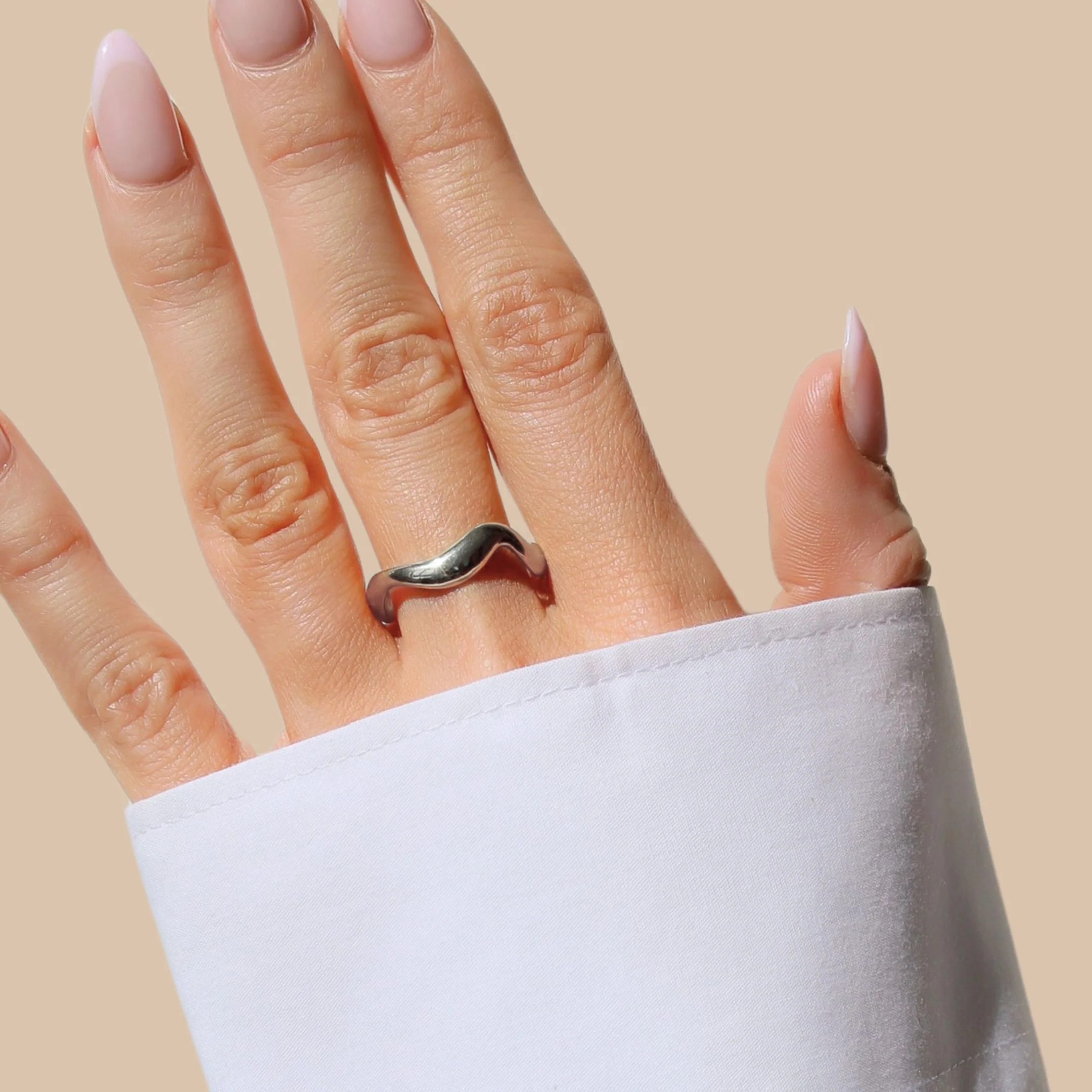 Wavy Ring, Silver - Image 4