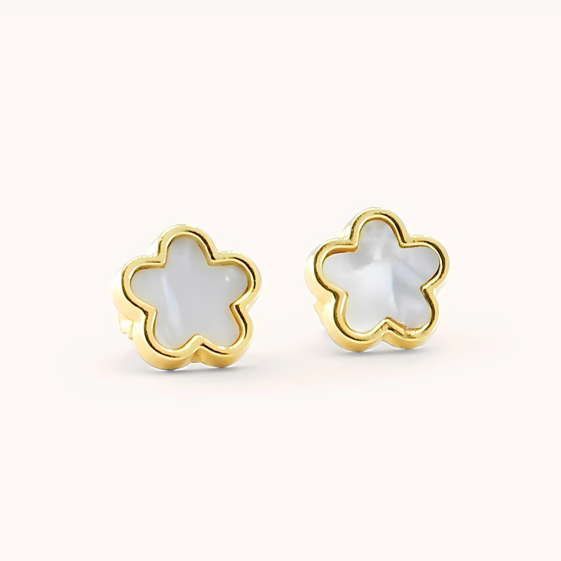 White Clover Studs, Gold
